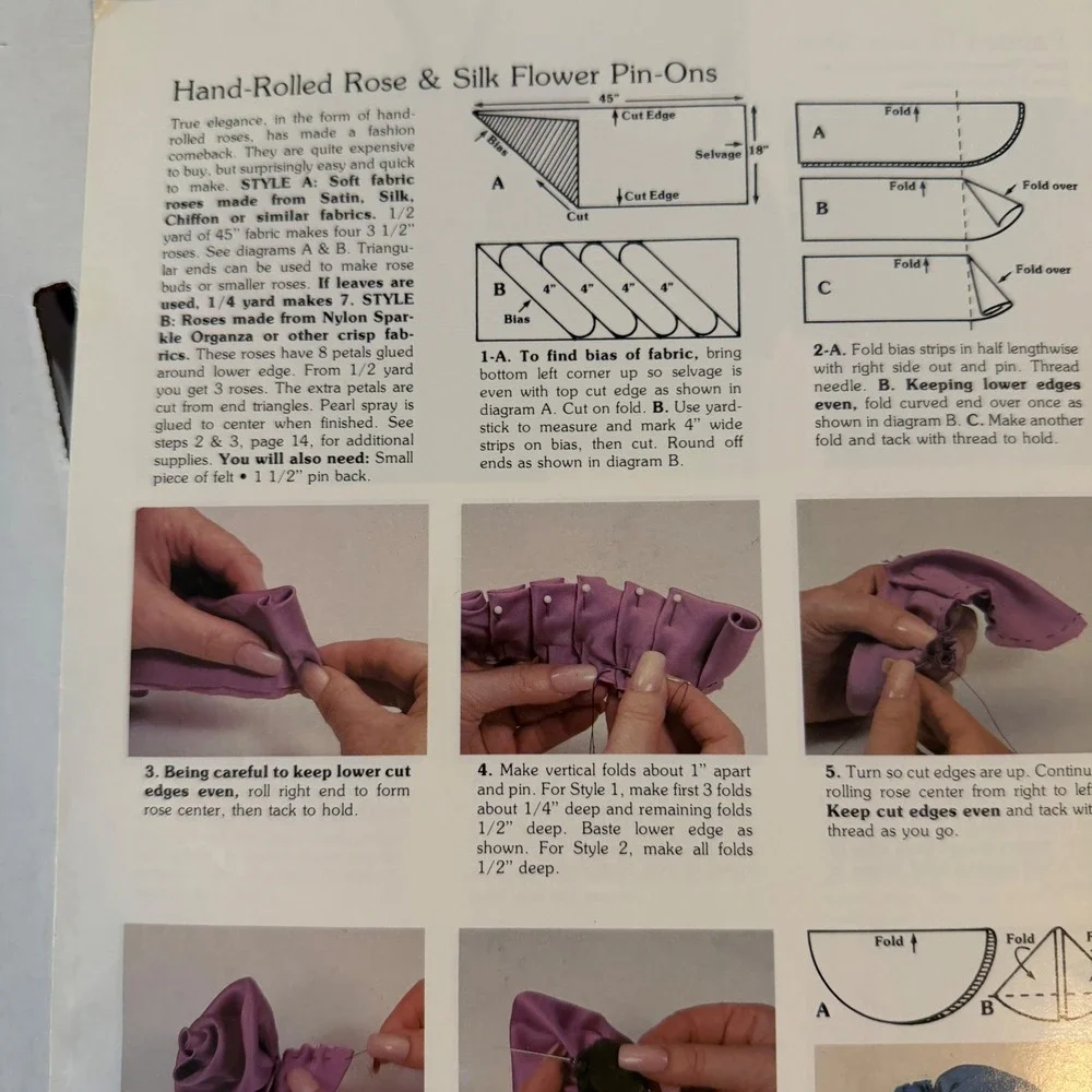 Lynn Paulin's‎ Step-By-Step Wearable Art, Sweats & T's Instruction Booklet